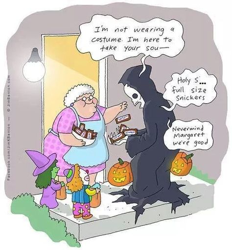 Grim Reaper on Halloween. FULL SIZE SNICKERS?? Overwatch Funny, Humor Grafico, Memes Humor, Komik Internet Fenomenleri, Cute Comics, Grim Reaper, Bones Funny, Funny Comics, Halloween Funny