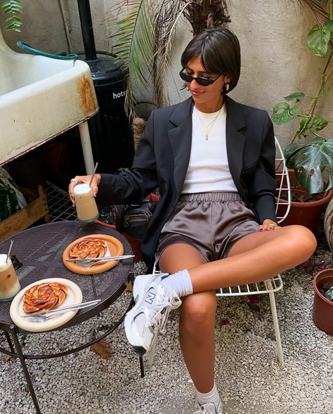 Oh the lightness of summer Fridays. Warm afternoons in your fav coffee shop, celebrating the weekend ahead with your friends 💆🏽‍♀️ @ineesgonc wearing the boxer shorts + not so basic tank top + enzo blazer 🖤 Brown Shorts Outfits Women, Cute Coffee Shop Outfits, Coffee Shop Fashion, Coffee Shop Outfit, Shop Outfits, Cute Coffee Shop, Summer Coffee, The Boxer, Summer Fridays