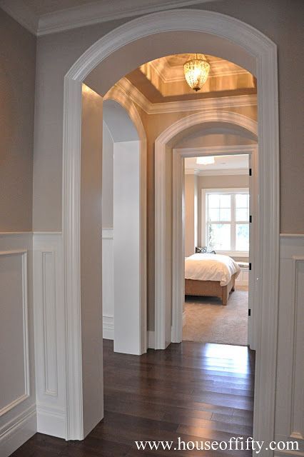 Arched doorway Archway Molding, Round Doorway, Archways In Homes, Portland Style, Arch Doorway, Arch Interior, Arched Doors, Trim Work, Style House