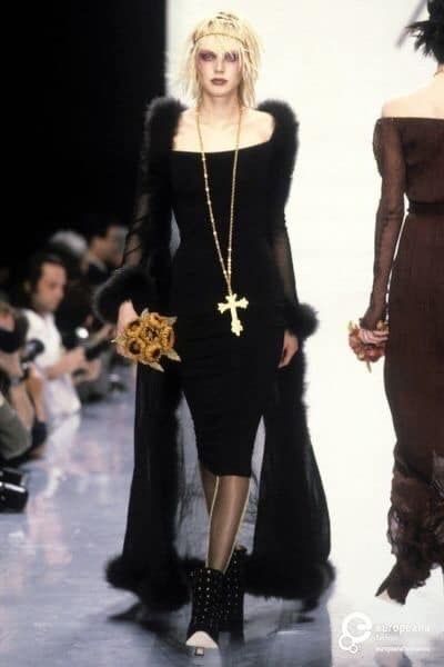 Ropa Diy, Agent Provocateur, John Galliano, Dark Fashion, Up Girl, Mode Inspiration, Goth Fashion, Look Cool, 90s Fashion