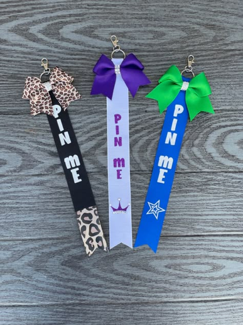 Clothes Pins For Cheer, Cheer Clips For Backpacks Ideas, Cheer Pin Holder, Cheer Clothes Pins Ideas, Cheer Team Mom Gift Ideas, Summit Cheer Gifts For Team, Cheer Pin Me Ribbon Diy, Cheer Zipper Pull Diy, Pin Me Cheer Ribbon Diy