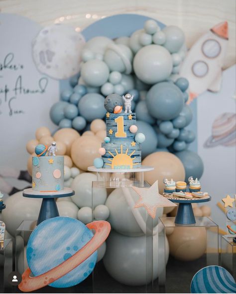 Baby First Birthday Themes, Boys 1st Birthday Party Ideas, Baby Birthday Themes, Bday Party Theme, Space Birthday Party, First Birthday Party Themes, First Birthday Themes, Boy Decor, Space Birthday