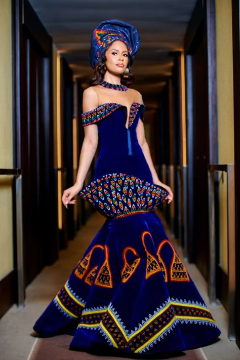 Cameroon Wedding, South African Traditional Dresses, African Bridal Dress, African Traditional Wear, African Wedding Attire, Shweshwe Dresses, Traditional Dresses Designs, African Inspired Clothing, Stylish Wedding Dresses