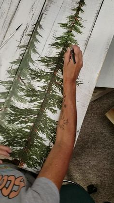 Tree Headboard, Short Painting, Pine Tree Painting, Woodworking Business, Painting Video, Christmas Tree Painting, Painting Art Lesson, Pallet Art, Diy Canvas Art Painting