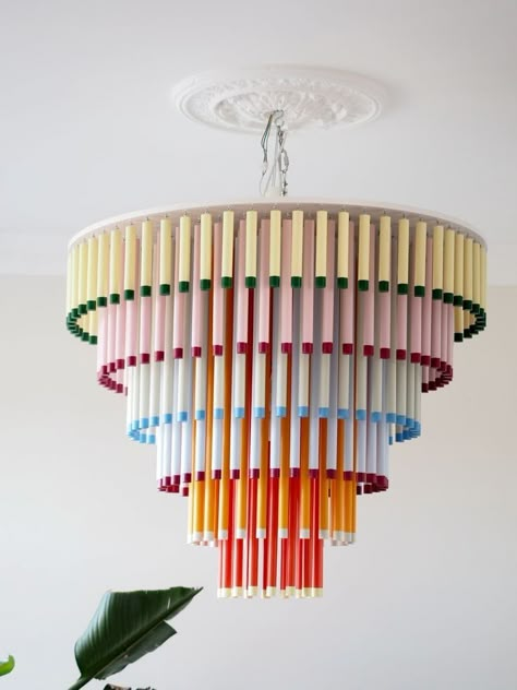 Yellow Chandelier, Funky Lighting, Colorful Homes, Unique Chandelier, Lamp Diy, Diy Lampe, Yellow Coffee, Interior Furniture, Cool Lighting