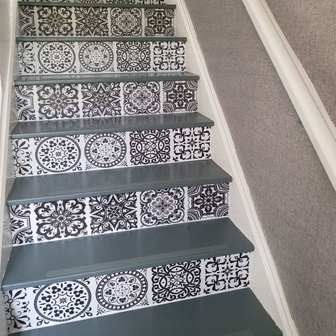 Prepare to be floored by incredible £65 staircase makeover Staircase Makeover Diy, Tiles On Stairs, Staircase Decals, Stairs Makeover Design, Stair Riser Vinyl, Stair Decals, Tile Backsplash Bathroom, Tile Stickers Kitchen, Stair Riser Decals