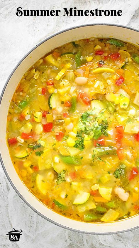 Overhead view of Summer Minestrone soup in a large white Dutch oven. Summer Minestrone, Soup Summer, Best Veggies, Summer Soup Recipes, Blue Zones Recipes, Light Soups, Veg Soup, Summer Soup, Summer Vegetables