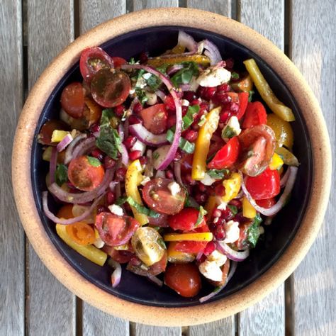 This salad was fresh, bright, colorful, and loaded with flavor. I loved the crunch from the pomegranate seeds too. We ate it as part of our Middle Eastern feast along with grilled chicken thighs, H… Ottolenghi Salad, Salad Thanksgiving, Pomegranate Recipes Salad, Yotam Ottolenghi Recipes, Foodgawker Recipes, Pomegranate Recipes, Ottolenghi Recipes, Pomegranate Salad, Grilled Chicken Thighs