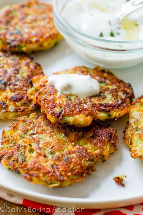 Herb Yogurt Sauce, Sweet Potato Fritters, Recipe Zucchini, Potato Fritters, Sally's Baking, Zucchini Fritters, Zucchini Bread Recipes, Fritter Recipes, Yogurt Sauce