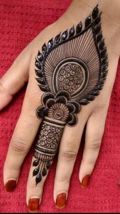 #Mehndi#Design#2023#trending#simple#simple Professional Mehndi Designs, Mehendi Back Hand Designs, Mendhi Designs Backhand, Mahandi Design Hands, Right Hand Mehndi, Backhand Mehndi Designs Simple, Mehandi Pic, Back Hand Simple Mehndi Design, Masnoon Duaen