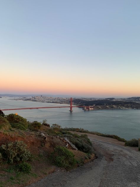 Bay Area 
Sunset 
San Francisco Bay Area Aesthetic, City Girl Life, San Francisco Sunset, San Francisco Aesthetic, Aesthetic Usa, San Francisco Beach, California Bay Area, 2023 Aesthetic, Bay Area California