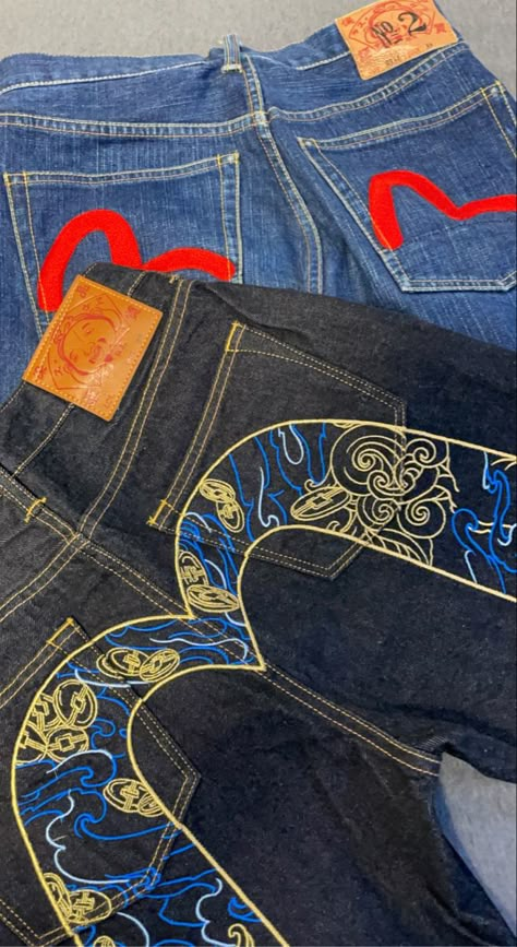 Jeans With Graphics, Graphic Denim Jeans, Evisu Poster, Evisu Pants, Evisu Jeans Outfit, Jeans Streetwear Men, Graphic Jeans, Custom Jeans Diy, Evisu Jeans