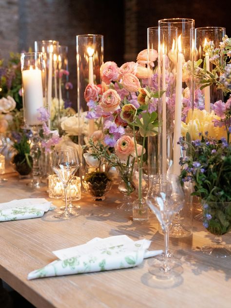 Model Jessie Li’s Intimate New York Wedding Was Inspired by English Country Gardens | Vogue Jessie Li, Modern Spring Wedding, Floral Chuppah, English Country Weddings, English Garden Wedding, Country Garden Weddings, Enchanted Forest Wedding, Wedding Types, Country Gardens