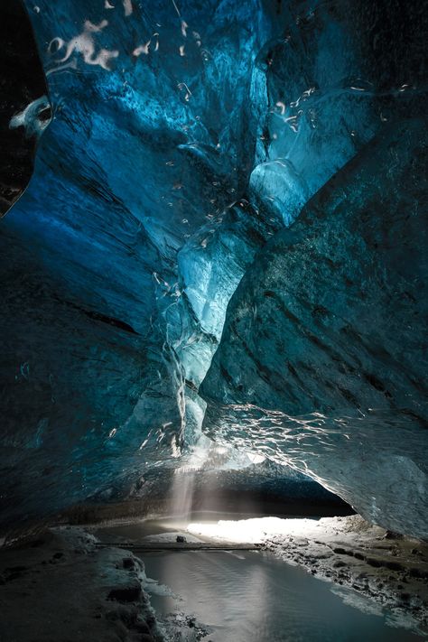 Rays of Light, Vatnajökull iceland by Jonathan V Tan on 500px Ice Cave Iceland, Biblical Paintings, Rays Of Light, Ice Cave, Breathtaking Places, Sacred Places, Iceland Travel, Nature Pictures, Travel Pictures