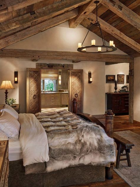 Rustic Ranch House-Miller-Roodell Architects-08-1 Kindesign Rustic Ranch House, Farmhouse Master, Rustic Home Design, Hus Inspiration, Modern Houses, Room Decorations, Farmhouse Bedroom, Rustic Bedroom, Bedroom Designs