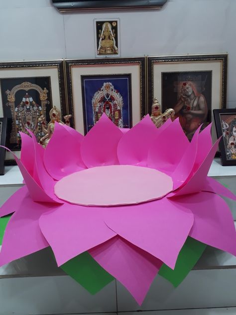 Lotus Ganesha Decoration, Ganpati Decoration Lotus Theme, Ganpati Decoration At School, Lotus Ganpati Decoration Ideas, Dahi Handi Decoration Ideas, Ganpati Decoration Theme Ideas Easy, Lotus Theme Decoration, Cloth Decoration Ideas, Lotus Decoration Ideas