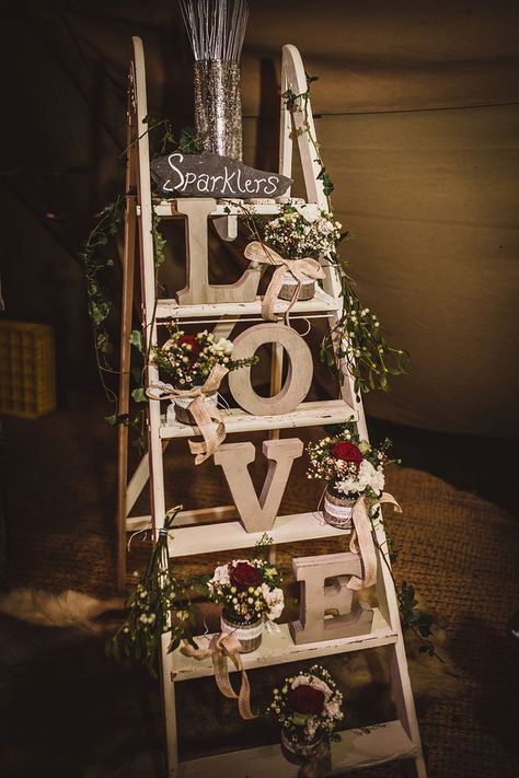 vintage step ladder display ideas with wooden LOVE letters , mason jars and flowers Hiasan Perkahwinan, Old Ladder, Rustic Wedding Decorations, Winter Wedding Decorations, Rustic Wedding Signs, Studio Foto, Rustic Country Wedding, Rustic Wedding Decor, Christmas Wedding