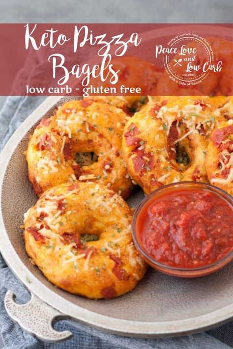 Low Carb Bagel, Low Carb Pizza Recipes, Low Carb Bagels, Comidas Keto, Keto Bagels, Pizza Bagels, Keto Pizza, Carb Dinner, Recetas Keto