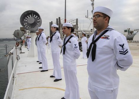 U.S. Navy Sailors man the rails as Military Sealift Command hospital ship USNS Mercy (T-AH 19) departs Naval Base San Diego Navy Life, Navy Sailor, Navy Military, Military Heroes, American Soldiers, Military Service, U S Navy, The Navy, Us Navy