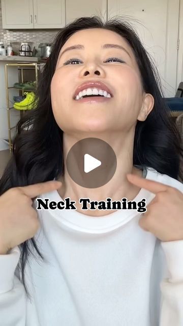 Exercise For Neck Lines, Neck Firming Exercises, Face Yoga Neck, Reduce Neck Lines, Face And Neck Yoga, Exercises For Face And Neck, Neck Lines Exercise, Neck Line Exercise, Neck And Face Exercises