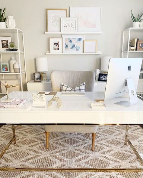 5 Stylish Tips For Working From Home | Stylelista Confessions Lounge Chair Office Work Spaces, Modern Office Artwork, Executive Office Design Female, Girlboss Office, Neutral Home Office, Tan Office, Glam Office Decor, Office Refresh, Interior Kantor