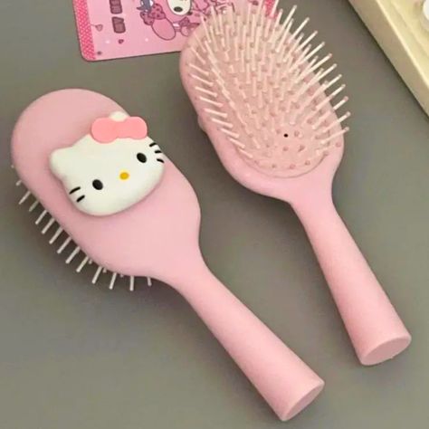 Hello Kitty Brush Cute Hello Kitty Accessories, Hello Kitty Hair Accessories, Hello Kitty Hair Brush, Hello Kitty Hairbrush, Cute Hello Kitty Clothes, Hello Kitty Birthday Present, Hello Kitty Stuff Accessories, Girly Stuff To Buy, Hello Kitty Closet