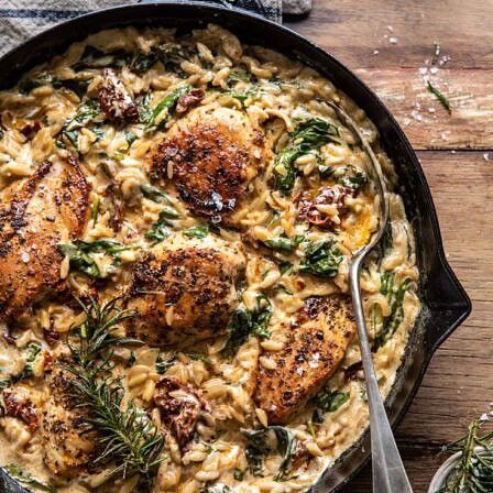 Chicken And Orzo, Sundried Tomato Chicken, Creamy Orzo, Half Baked Harvest Recipes, Tomato Chicken, Orzo Recipes, Chicken Orzo, One Skillet, Harvest Recipes