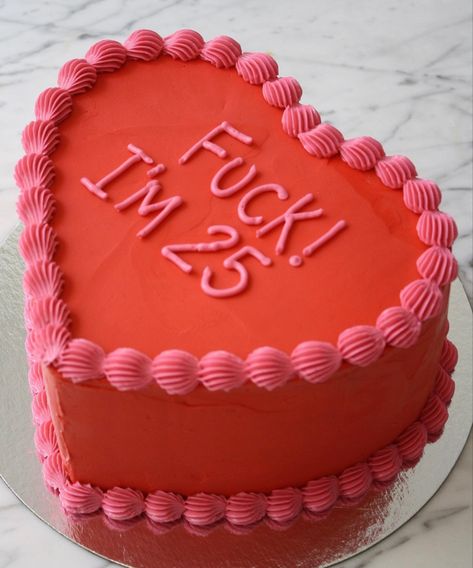 Trendy Heart Cake, 25th Cake Birthday, Heart Cake Birthday, 25th Birthday Ideas For Her, 26 Birthday Cake, Birthday 25, 25th Bday, 25th Birthday Cakes, 25th Birthday Parties