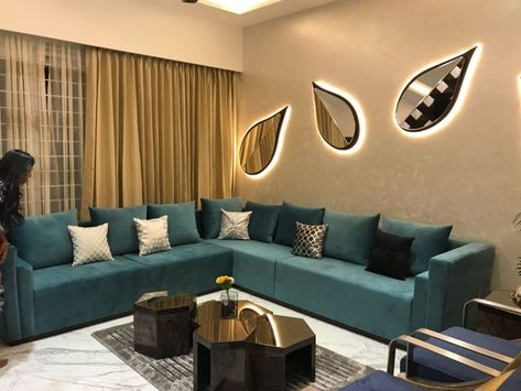 Indian Living Room Design, Luxury Sofa Design, Indian Living Rooms, Corner Sofa Design, Modern Sofa Living Room, Hall Interior Design, Sofa Bed Design, Urban Decor, Ceiling Design Living Room