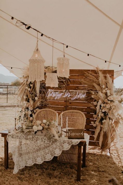 Best Patio Furniture, Country Western Wedding, Boho Wedding Theme, Western Themed Wedding, Country Theme Wedding, Boho Chic Wedding, Boho Wedding Decorations, Future Wedding Plans, Patio Furniture Ideas