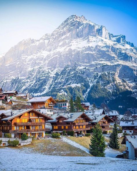 5,673 Likes, 87 Comments - ᴄʜʀɪsᴛᴏᴘʜᴇ ᴄᴏssᴇᴛ🇨🇭ѕωιтzєяℓαи∂ (@christofs70) on Instagram: “📍Grindelwald, Switzerland 🇨🇭 Happy Sunday everyone ! . 📸 Photo : @christofs70 . . . . . . . .…” Adelboden, Instagram Landscape, Landscape Beautiful, Destination Voyage, Travel Decor, Best Places To Travel, Beach Summer, Photography Nature, Countries Of The World