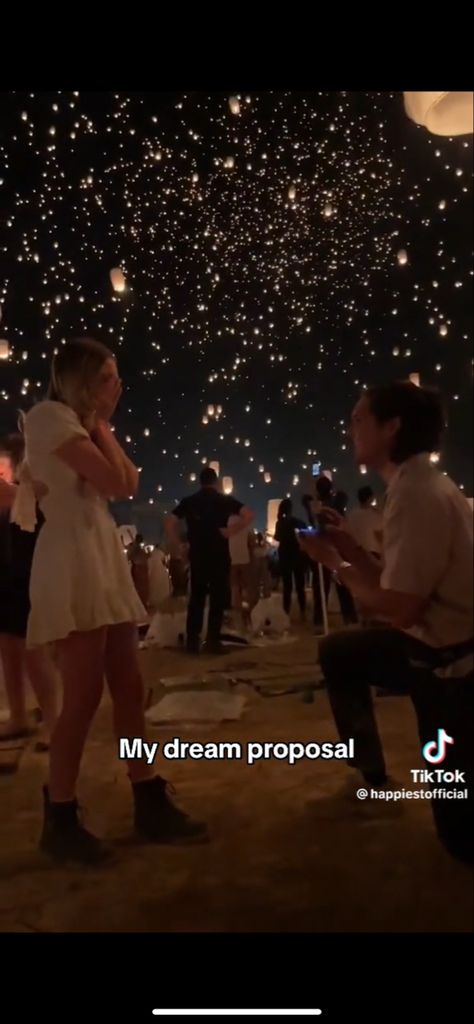 Fairy Tale Proposal, Floating Lights Proposal, Under The Stars Proposal, Latern Festival Proposal, Lantern Proposal Ideas, Floating Lanterns Proposal, Tangled Date Ideas, Floating Lantern Proposal, Proposal Ideas Lanterns