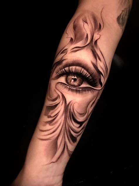 Eye tattoo Under Eye Tattoo, 3rd Eye Tattoo, Cruces Tattoo, Realistic Eye Tattoo, All Seeing Eye Tattoo, Eyeball Tattoo, Evil Eye Tattoo, Tattoo Shading, Hand And Finger Tattoos