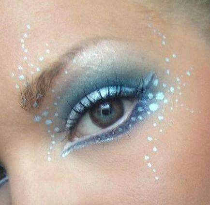 Mermaid Inspiration, Fantasy Make-up, Mermaid Halloween Costumes, Water Fairy, Flot Makeup, Mermaid Halloween, Makeup Tutorial Eyeshadow, Hooded Eye Makeup, Beauty Make-up