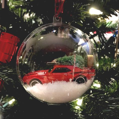 Hot wheels Christmas ornaments Hot Wheels Crafts, Hot Wheels Christmas Tree, Christmas Decorating Hacks, Diy Cars, Decorating Hacks, Xmas Theme, Car Christmas, Ornaments Tree, Tree Themes