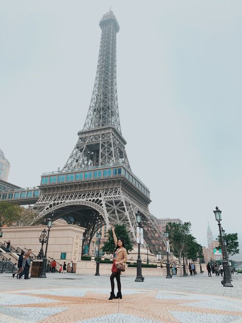 Parisian, Macau 🇲🇴 Macau Outfit Ideas, Macau Outfit, Macau Photography, Hongkong Ootd, Hong Kong Travel Photography, Macau Travel, Airport Fashion Kpop, Foto Inspo, Disney Photo Ideas