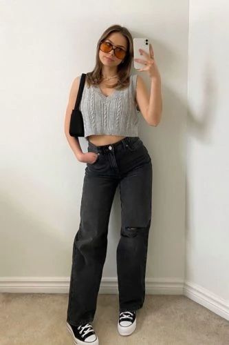 The Best Wide Leg Jeans Outfit Ideas for Women - College Fashion Best Wide Leg Jeans, Black Wide Leg Jeans Outfit, Wide Leg Jeans Outfit Ideas, Wide Leg Black Jeans, Style Wide Leg Jeans, Black Wide Leg Jeans, Jeans Outfit Ideas, Straight Leg Jeans Outfits, Wide Leg Jeans Outfit