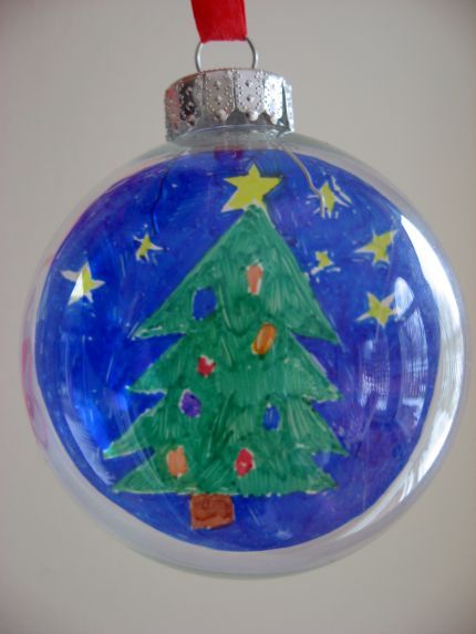 How to make DIY glass ornaments for your Christmas tree and holiday decor #make #ornament skiptomylou.org Kids Christmas Ornaments, Clear Ornaments, Mason Jar Crafts Diy, Glass Ball Ornaments, Preschool Christmas, Easy Christmas Crafts, Kids Artwork, Kids Ornaments, Christmas Ornaments Homemade