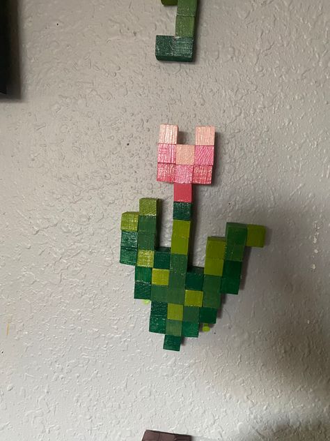 Minecraft Flower Tattoo, Minecraft Tulip, Minecraft Flowers, Minecraft Diy Crafts, Minecraft Room Decor, Minecraft Diy, Minecraft Anime, Minecraft Room, Cute Diy Room Decor