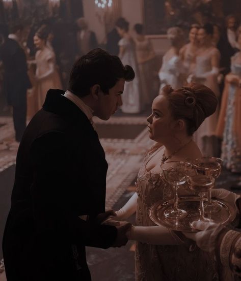 Bridgerton Boys, Lady Bridgerton, Penelope Bridgerton, Bridgerton Vibes, Bridgerton Aesthetic, Bridgerton Season 3, Jonathan Bailey, Period Piece, Julia Quinn