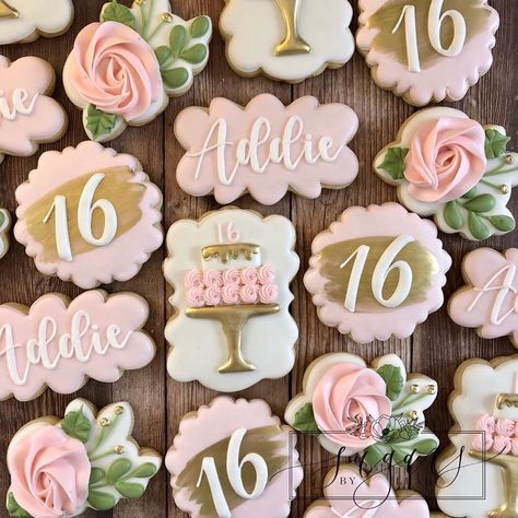 Leah Malvarose on Instagram: “Sweet sixteen cookies 🖤 • • • #decoratedcookies #customcookies #cookiesofinstagram #cookiedecorating #sugarsbyleah #sweetsixteencookies” Sweet Sixteen Cookies, Sweet Sixteen Party Ideas Decoration, Sweet 16 Food Ideas, Sweet 16 Cookies, Sweet 16 Party Themes, 21st Birthday Ideas, Sweet 16 Party Favors, Sweet 16 Party Decorations, Sweet Sixteen Birthday Party Ideas