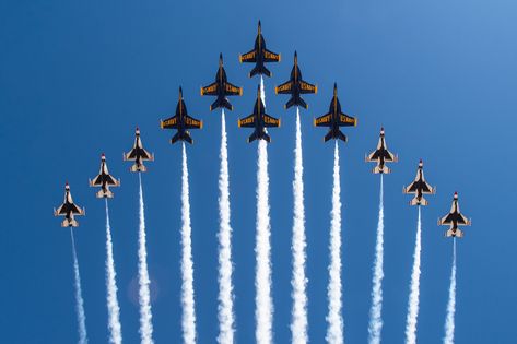 For the first time ever, the Thunderbirds and U.S. Navy Blue Angels debut a flight formation known as the “Super Delta” during a joint training evolution on March 2, over the Imperial Valley.After the 2020 very successful joint flyovers during “Operation America Strong”, both ... Blue Angels Air Show, Imperial Valley, Us Navy Blue Angels, Angel Flight, Usaf Thunderbirds, Delta Flight, Super Hornet, Military Jets, United States Military