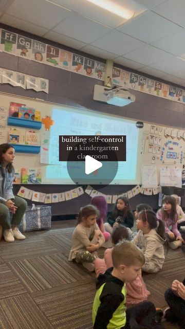 Andriana | Classroom Community on Instagram: "Curious about the link between self-control and successful behavior management in your elementary classroom? 👀 Save this to try in your classroom! ❤️  Supporting students in building skills to manage their behaviors and emotions empowers them to take control of their actions and responses.   This fosters a sense of agency and self-confidence, which are essential for personal growth and development.   One of my favorite things is how rooted in togetherness our heart-centered classroom is when it comes to social-emotional goals such as self-control. 🥰  Watching students encourage and cheer each other on, “I noticed ___ is really working on his/her self-control”, makes me so proud to hear (not to mention all the ways it transforms students’ rela Heart Centered Teaching, Social Emotional Activity Preschool, Self Control Anchor Chart, Heart Centered Classroom Management, Prek Classroom Management Ideas, Emotions Kindergarten, Self Control Activities, Social Emotional Activities Preschool, Social Development Activities