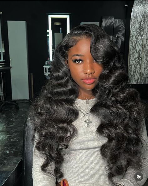 Curls On Wig, Wand Curls On Wig, Loose Curls Hairstyles, Curling Hair With Wand, Hd Lace Frontal, Women's Wigs, Dope Hairstyles, Long Wavy Hair, Wand Curls