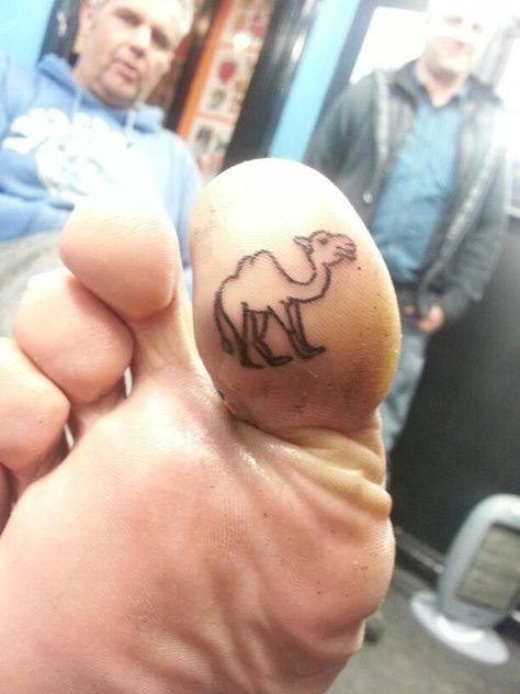 Camel On Toe Tattoo Ideas, Camel Tattoo On Toe, Funny Henna, Simon Tattoo, Camel Tattoo, Symbol Ideas, Austin Tattoo, Patchwork Tattoos, Toe Tattoos