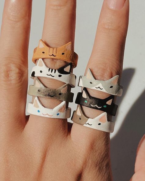 HANDMADE Cat Rings, Kitten Rings, Clay Rings, Cat, Animals, Cute, Cat Jewelry, Cat Lover Gifts, Animal Shaped Rings, Original Design - Etsy Cute Cat Ceramic, Cute Clay Accessories, Ceramic Rings Diy, Diy Cat Gifts, Clay Cat Ideas, Clay Ideas Cat, Cat Rings, Kitten Ring, Cat Clay