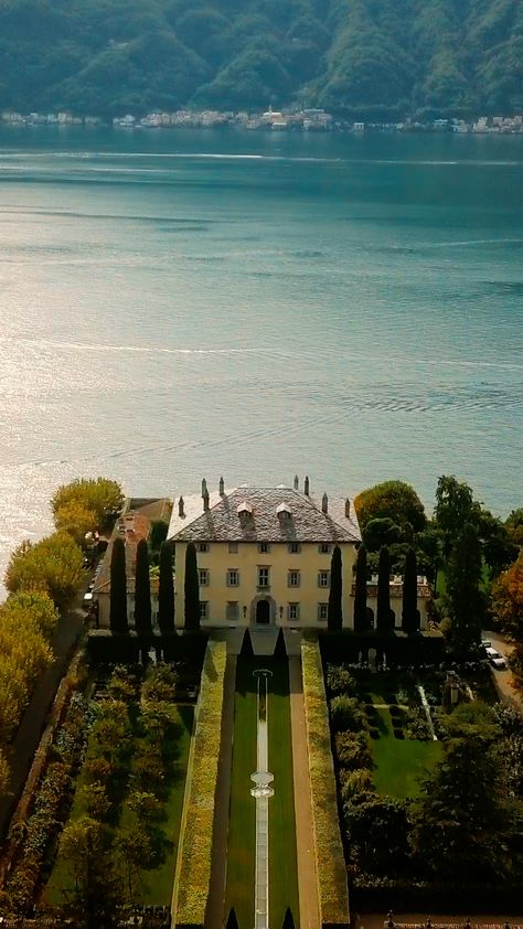 Luxury Elopement at Villa Balbiano, Lake Como Mansion In Italy, Italian Mansion, Mansion Aesthetic, Lake Como Villas, Comer See, Italy Villa, Villas In Italy, Italian Life, Lake Como Wedding