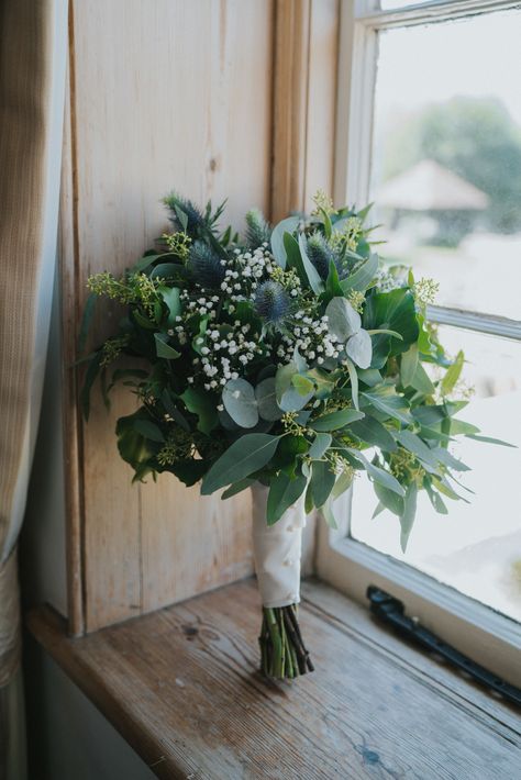 Non Religious Wedding Ceremony, Diy Eucalyptus, Bouquet Pastel, Thistle Wedding, Greenery Wedding Bouquet, Alternative Wedding Photography, Wedding Ceremony Ideas, Diy Budget, Foliage Wedding