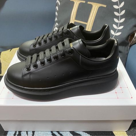 Alexander McQueen black oversized sneakers White Leather Sneakers Men, Alexander Mcqueen Oversized Sneaker, Black Alexander Mcqueen, Mcqueen Shoes, Alexander Mcqueen Sneakers, Mcqueen Sneakers, Alexander Mcqueen Shoes, White Leather Sneakers, Alexander Mcqueen Men