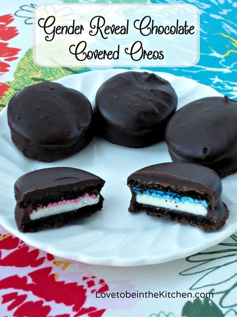 Gender Reveal Chocolate, Gender Reveal Cake Diy, Simple Gender Reveal, Gender Reveal Cookies, Gender Reveal Ideas, Shower Desserts, Covered Oreos, Gender Reveals, Chocolate Covered Oreo